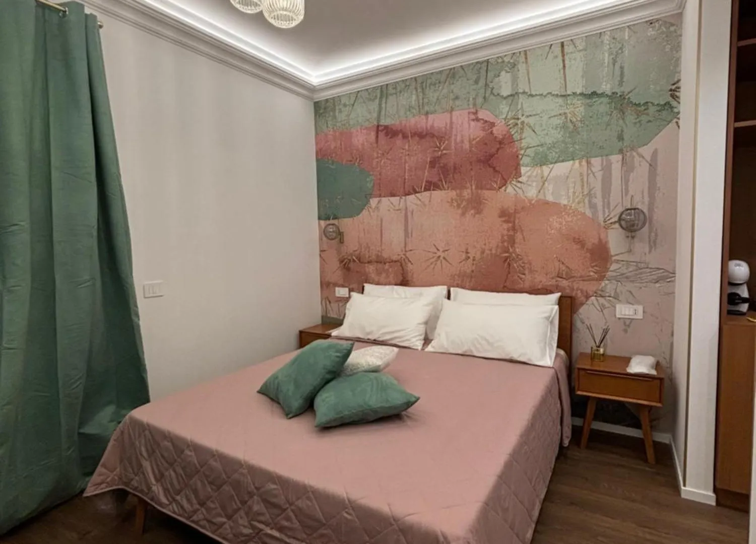 Atrium Regal Room Rome Bed & Breakfast